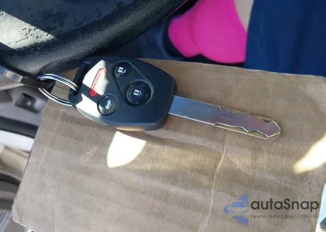 2011 Honda Pilot Ex-L z USA, uszkodzony, nr VIN 5FNYF3H64BB036239